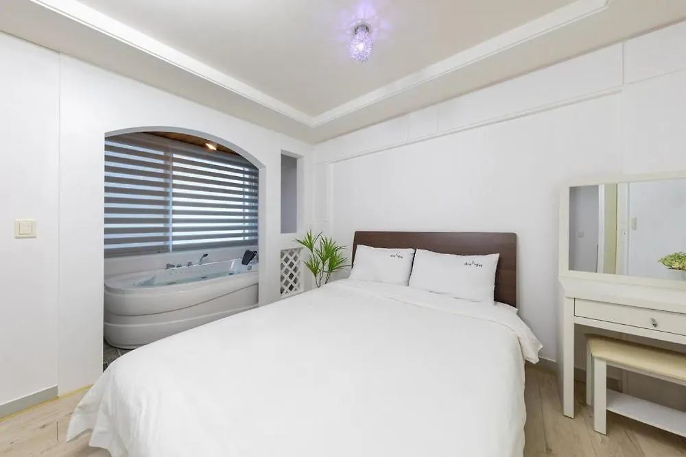 Gyeongju Cookie And Jelly Pension Guest house